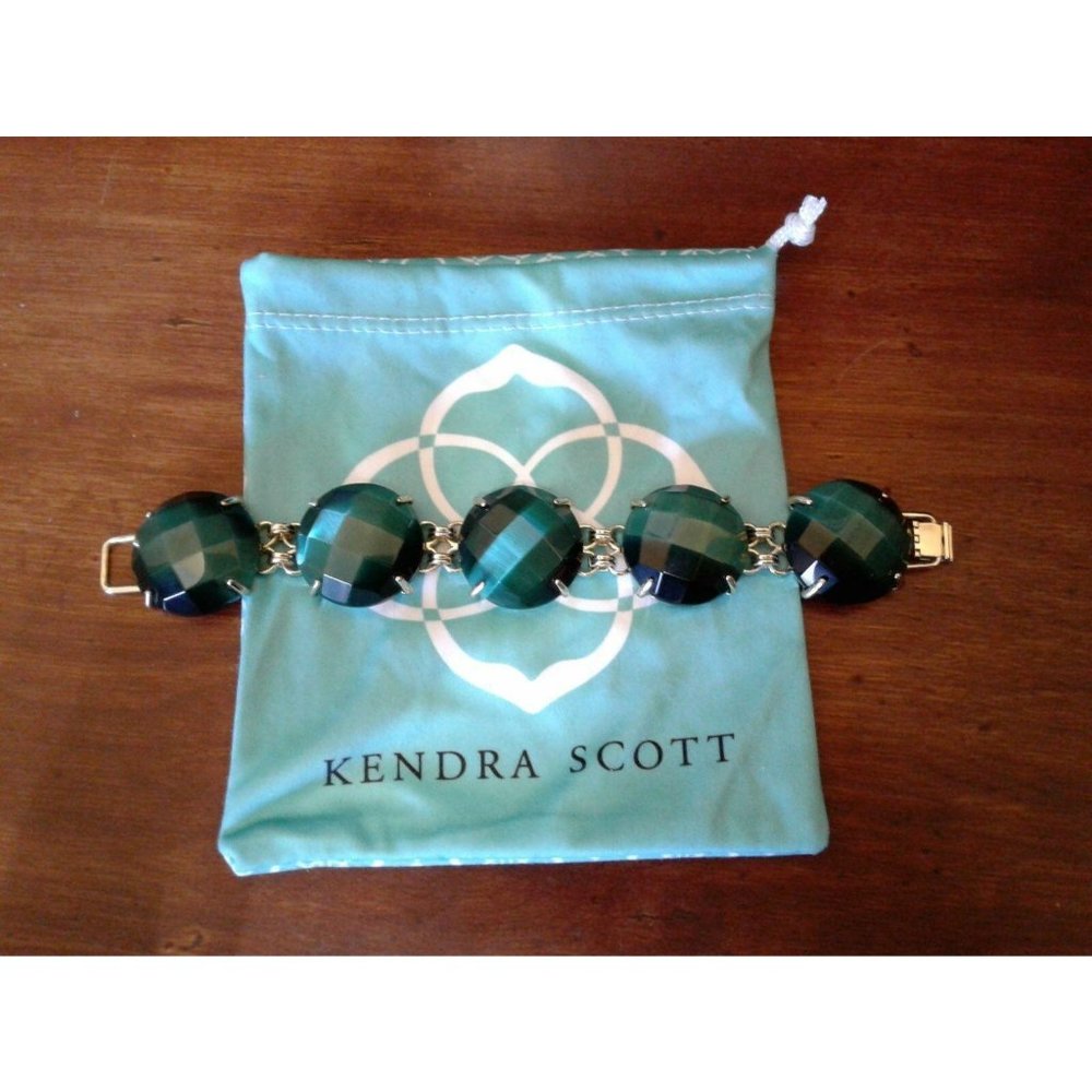 Kendra Scott Emerald Cat’s Eye Cassie Bracelet